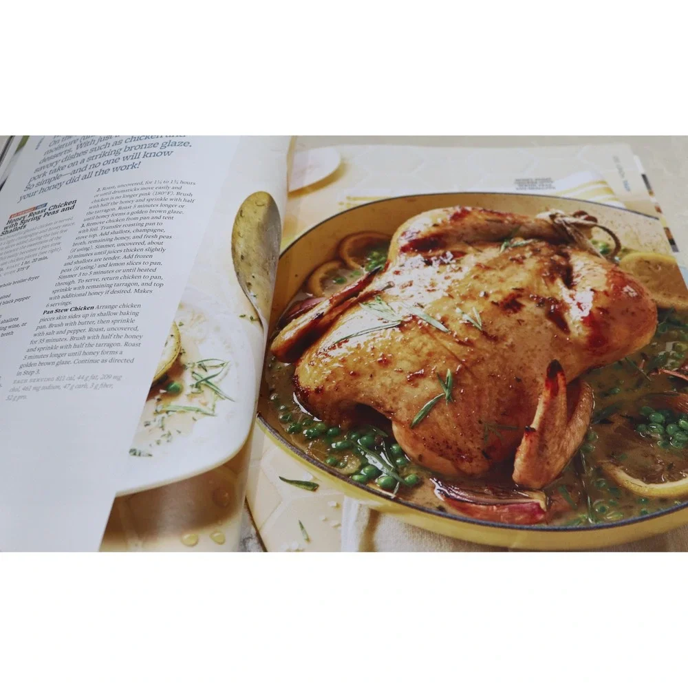 Better Homes and Gardens Annual Recipes 2012 Hardcover Cookbook 300+ Recipes